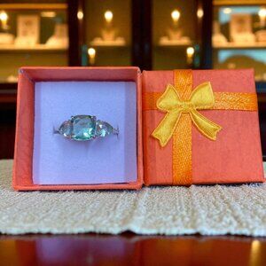 Bomb Party Sterling Silver Green Gemstone‎ Ring Size 7 925 Coquette Glam